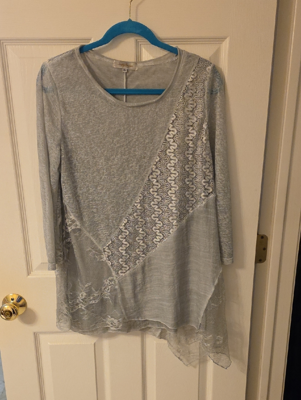 Simply Couture Light Gray Lace-Panel Tunic Top